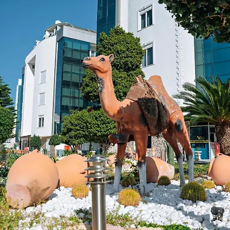 Hotel de apartamente Onkel Rada Antalya