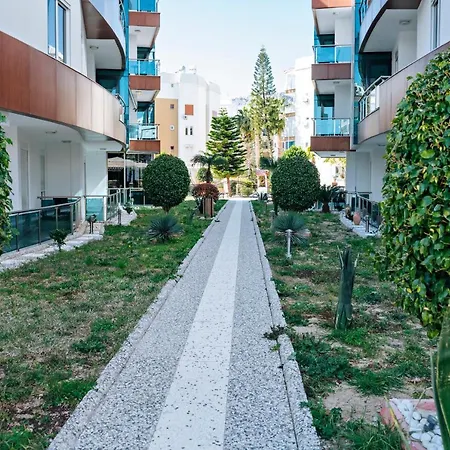 Onkel Rada 3*