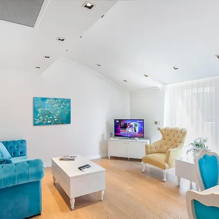 Onkel Rada 3*