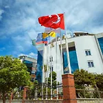 Hotel de apartamente Onkel Rada Asagikaraman