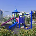 Onkel Rada מלון דירות 2*